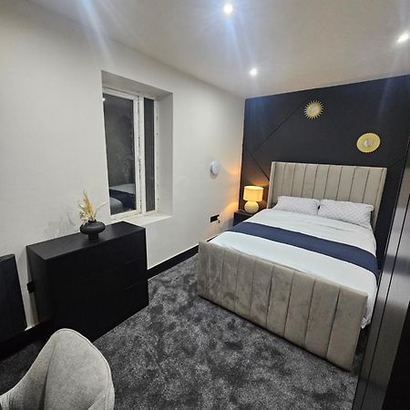 Springwood Villa 허더즈필드 외부 사진