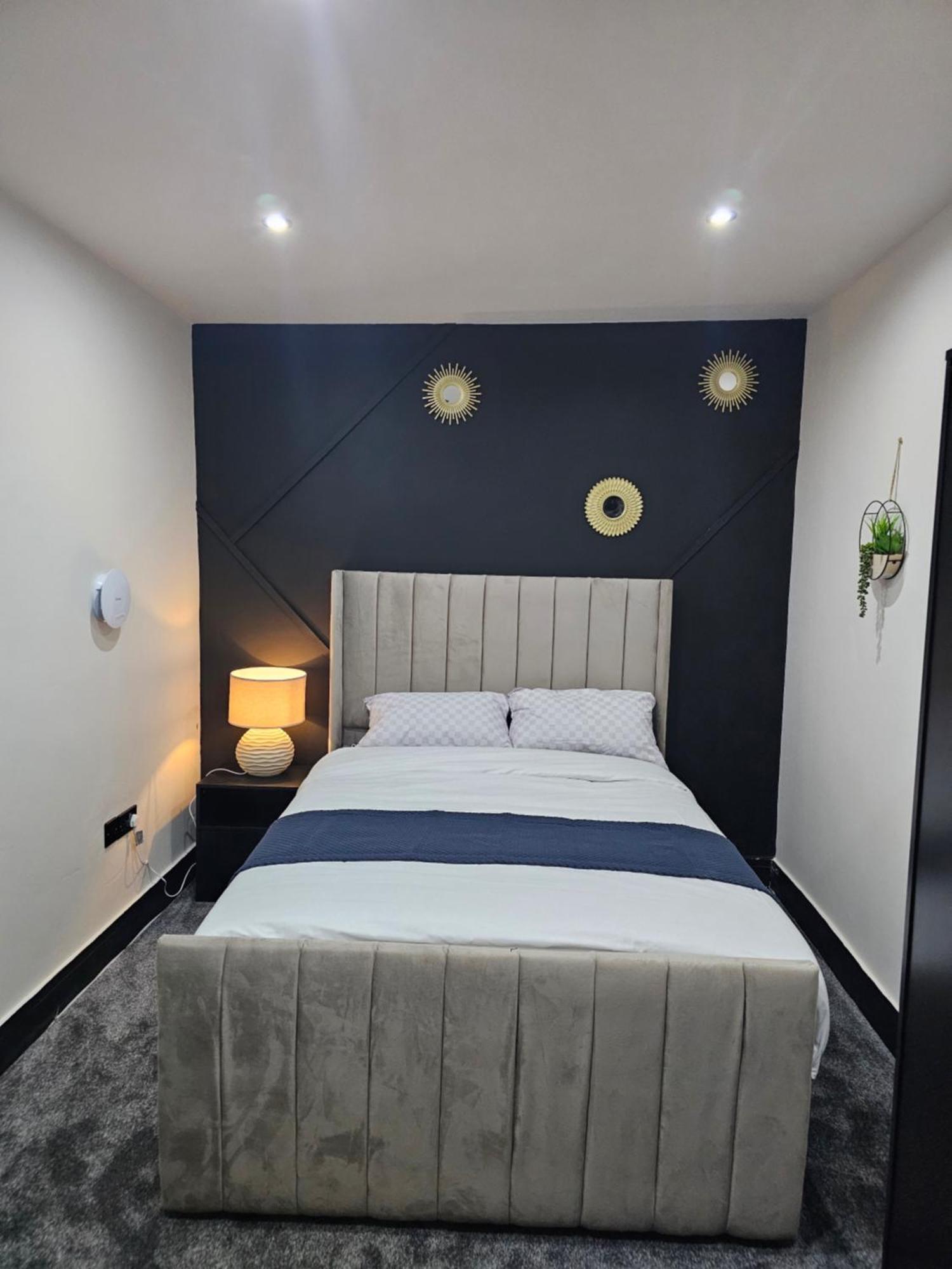Springwood Villa 허더즈필드 외부 사진