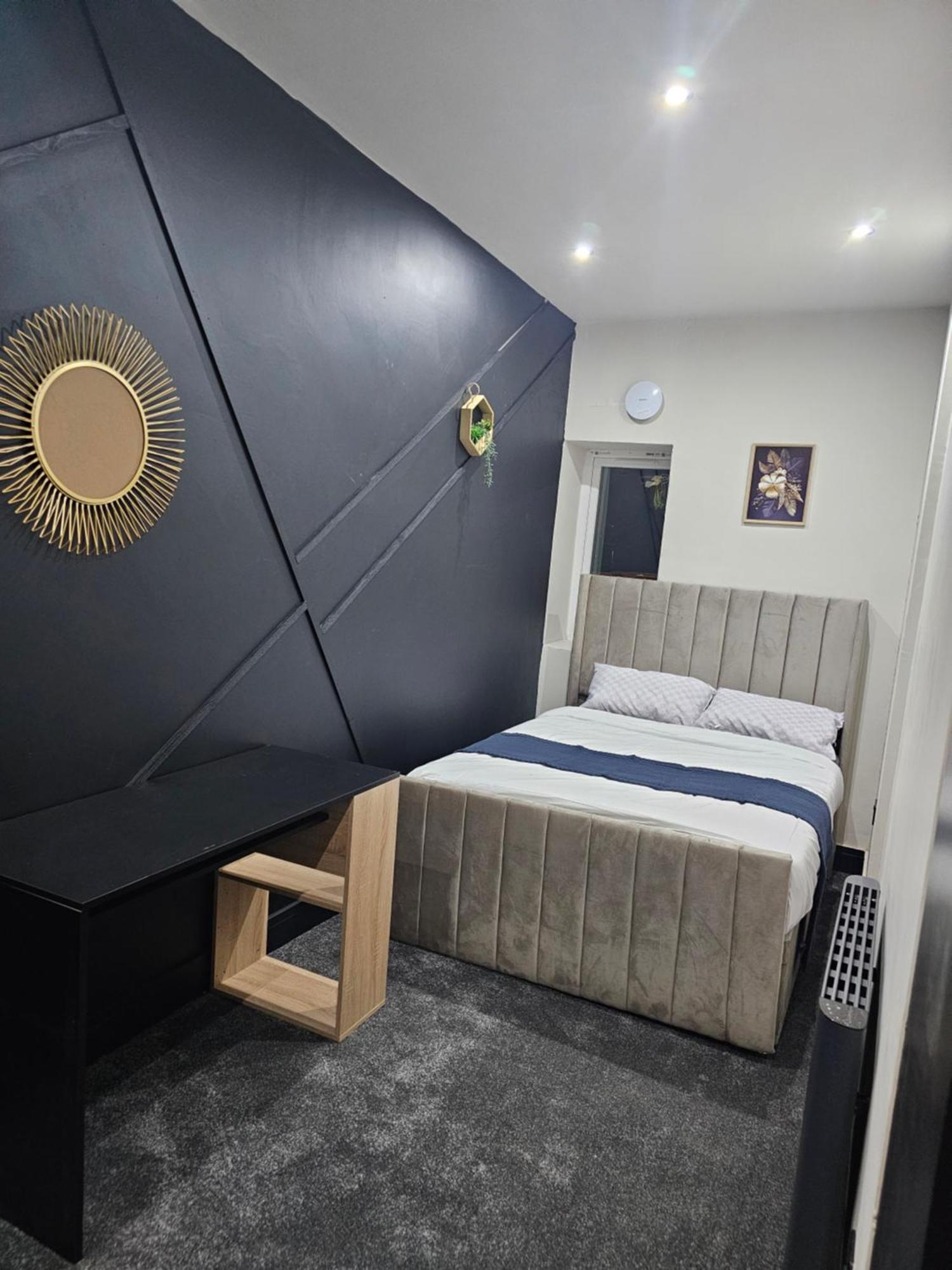 Springwood Villa 허더즈필드 외부 사진